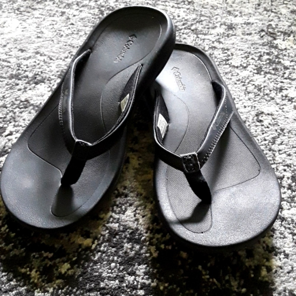 Columbia Black Sandal flip flop
